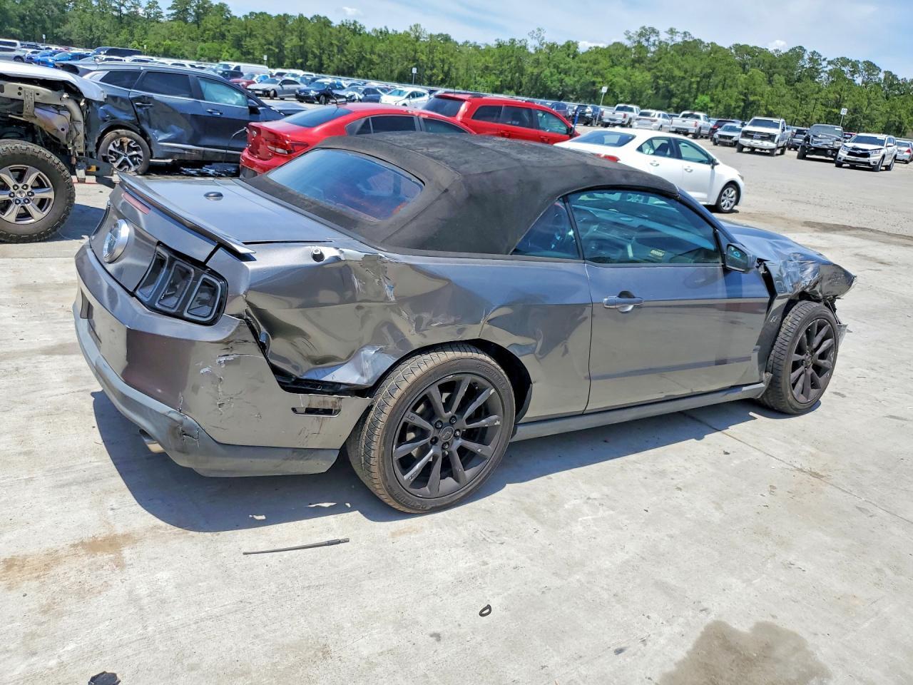 2010 Ford Mustang Gt - Фото 3