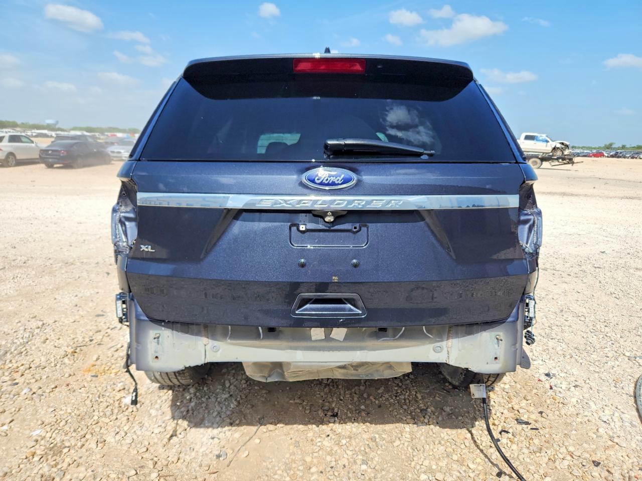 2017 Ford Explorer Xlt - Image 6