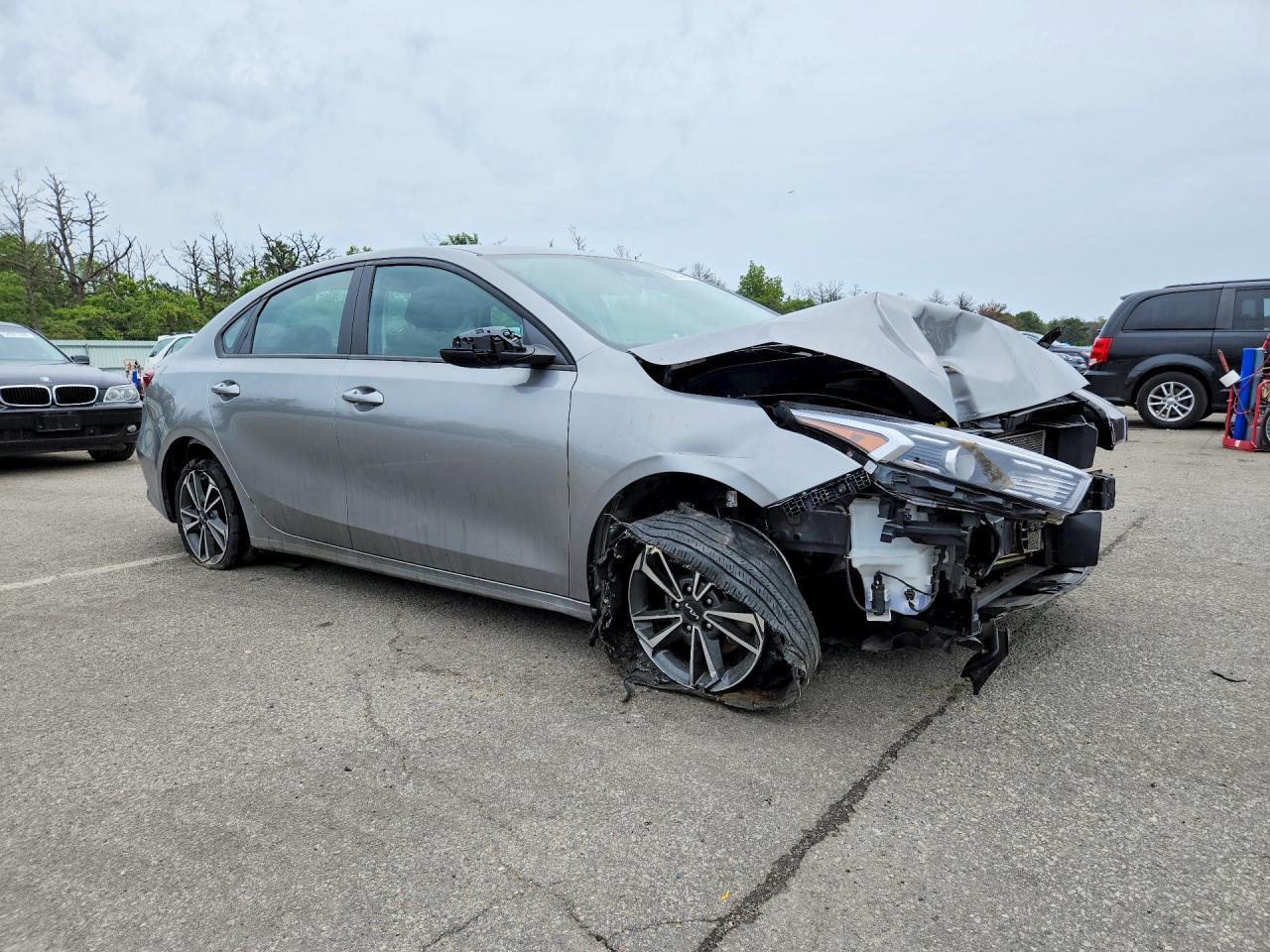 2023 Kia Forte Gt Line - Image 4