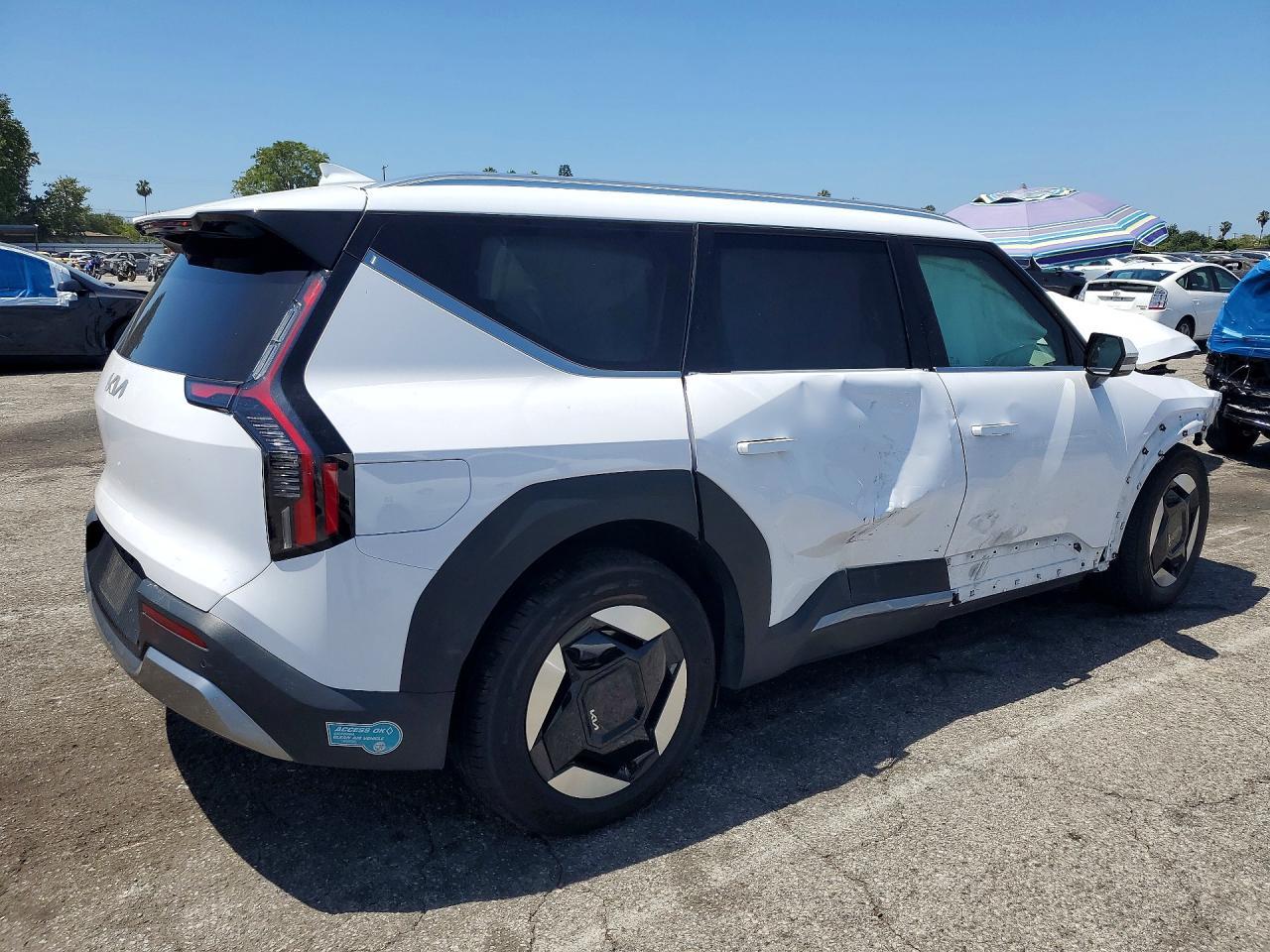 2025 Kia Ev9 Wind - Image 3