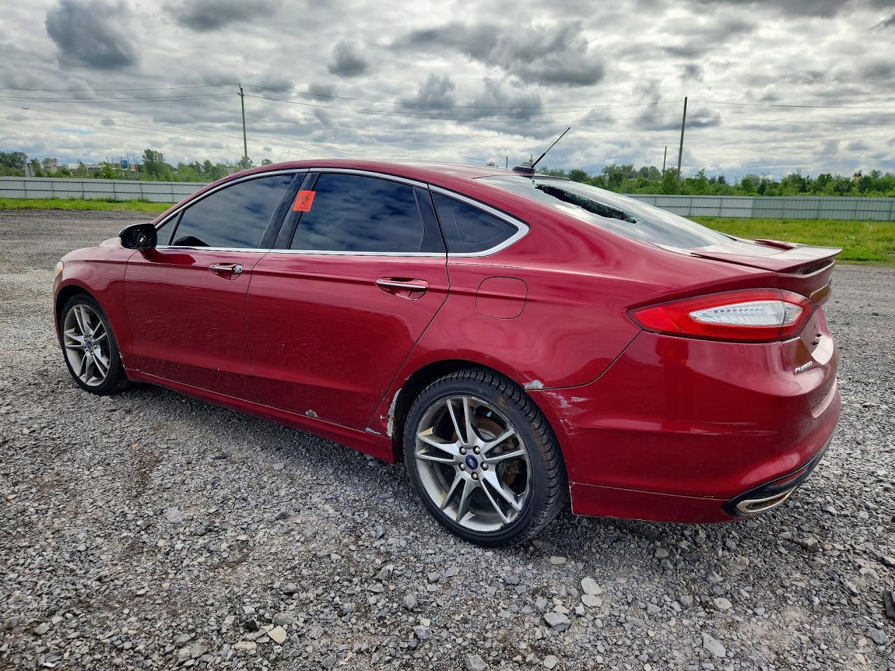 2015 Ford Fusion Titanium - Фото 2