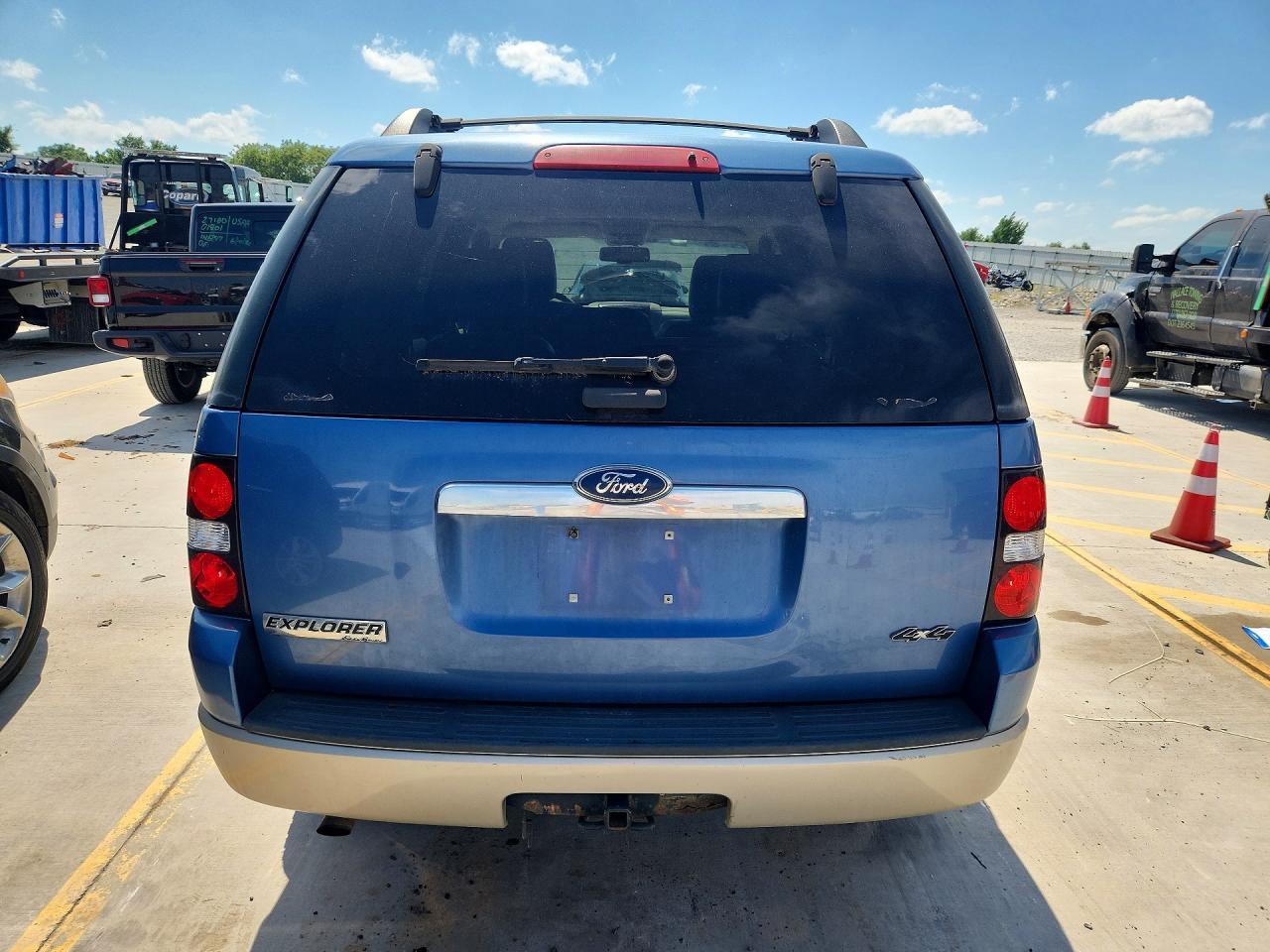 2009 Ford Explorer Eddie Bauer - Фото 6