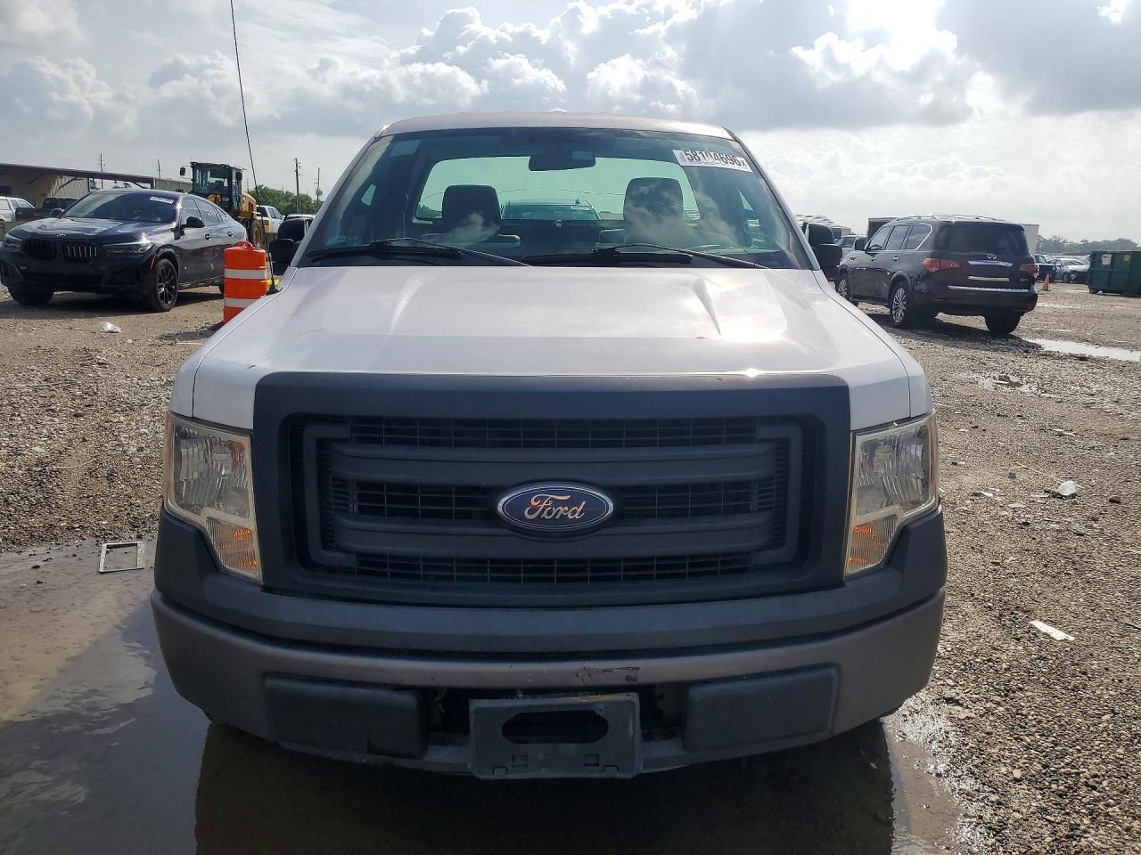 2013 Ford F150 - Image 5