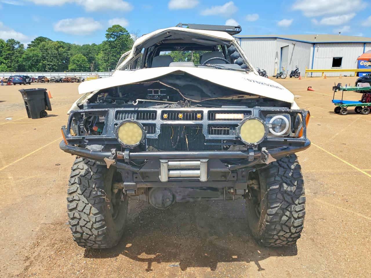 1984 Toyota 4Runner Rn60 - Фото 5