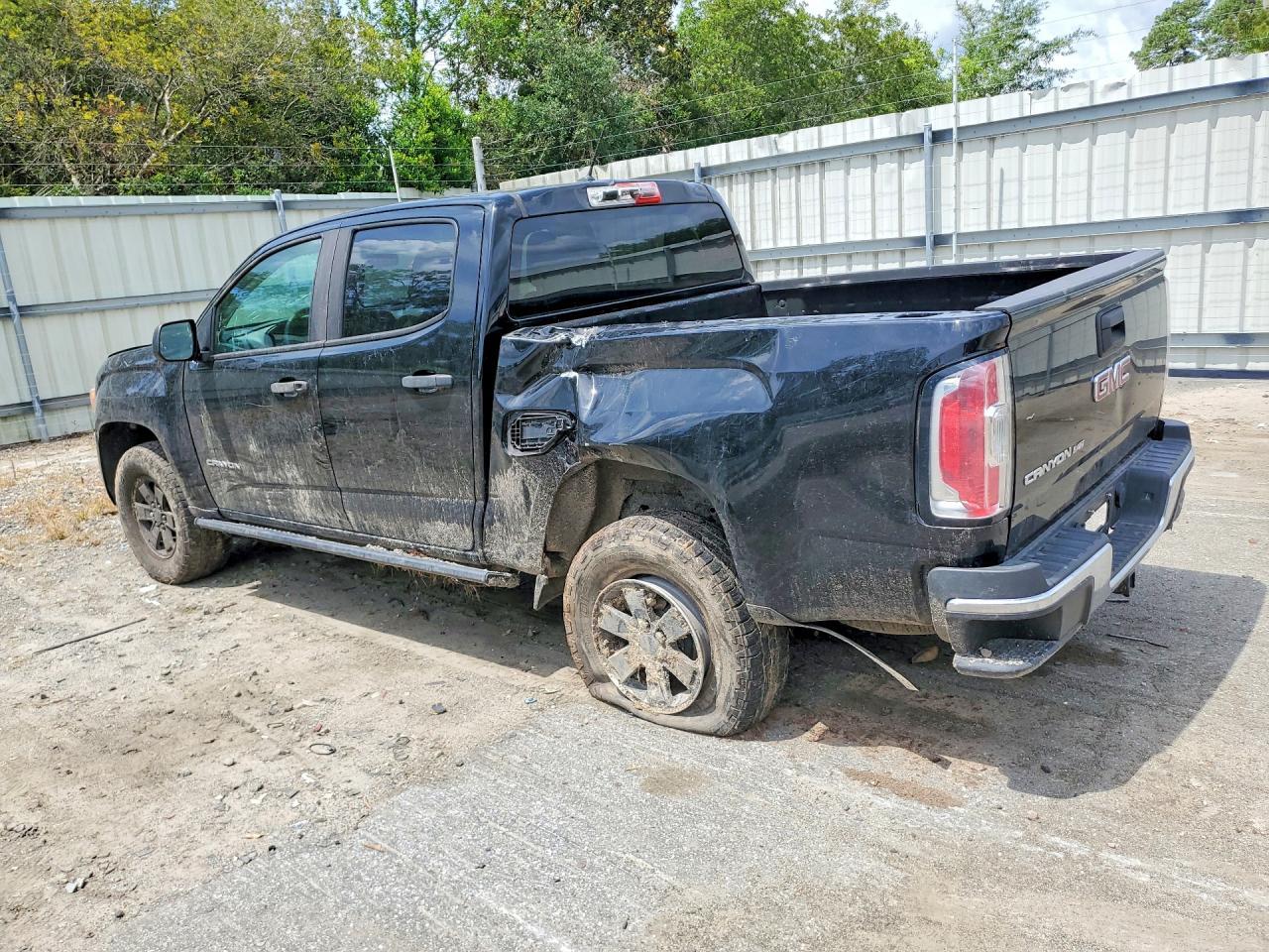 2018 GMC Canyon - Фото 2