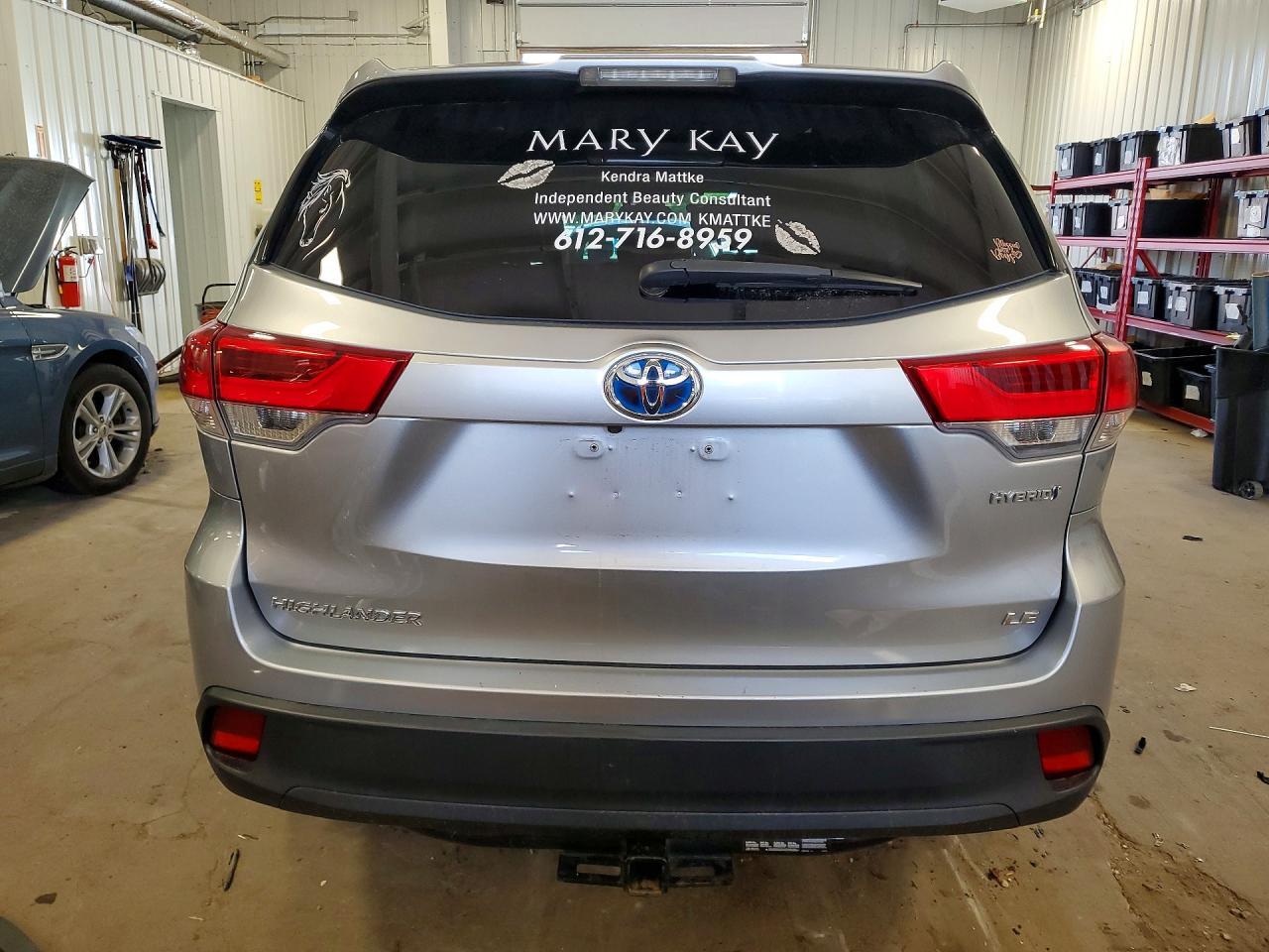 2017 Toyota Highlander Hybrid Le - Фото 6