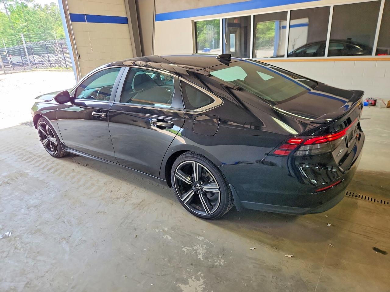 2023 Honda Accord Hybrid Sport - Фото 2