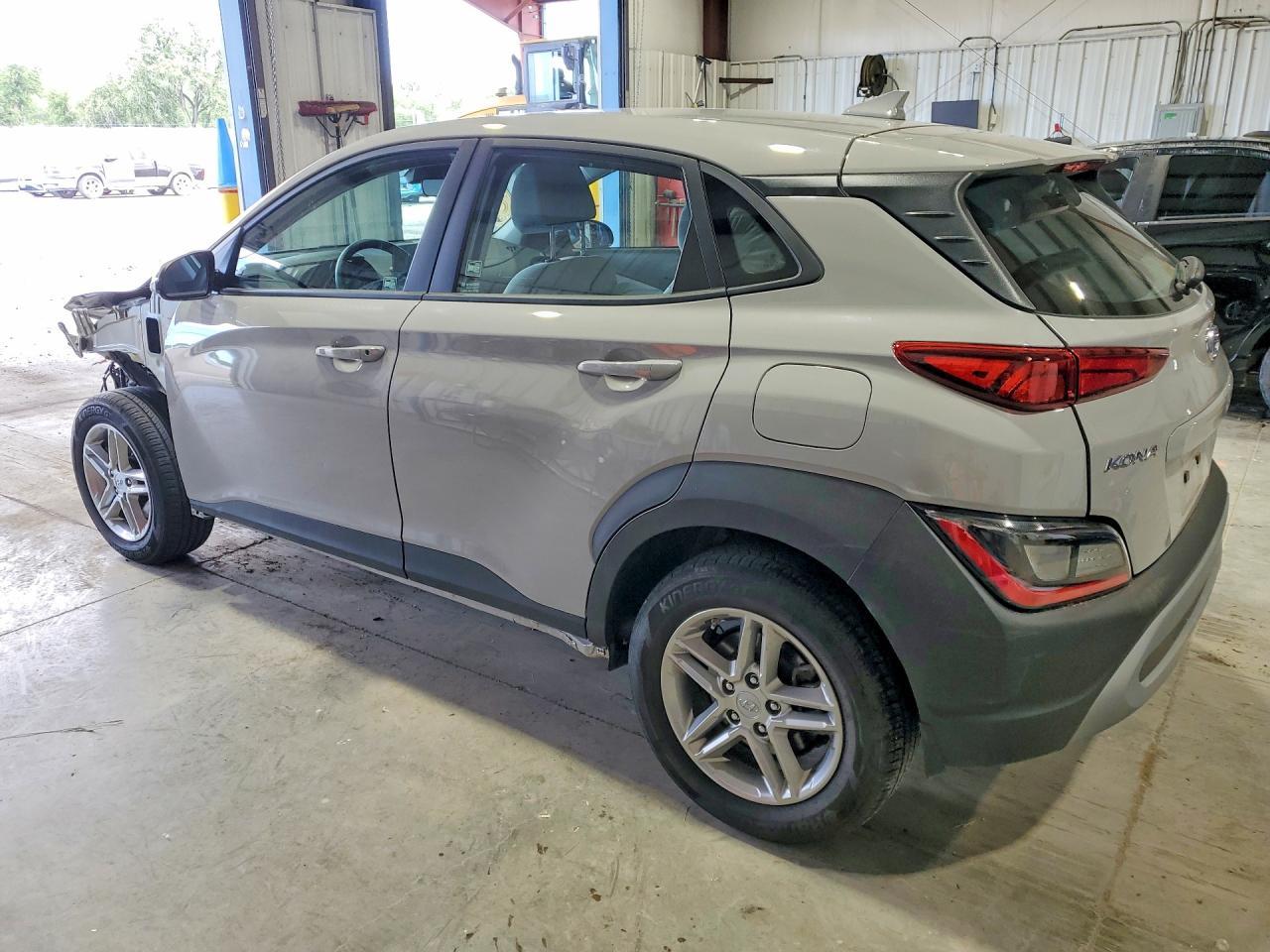 2023 Hyundai Kona Se - Фото 2