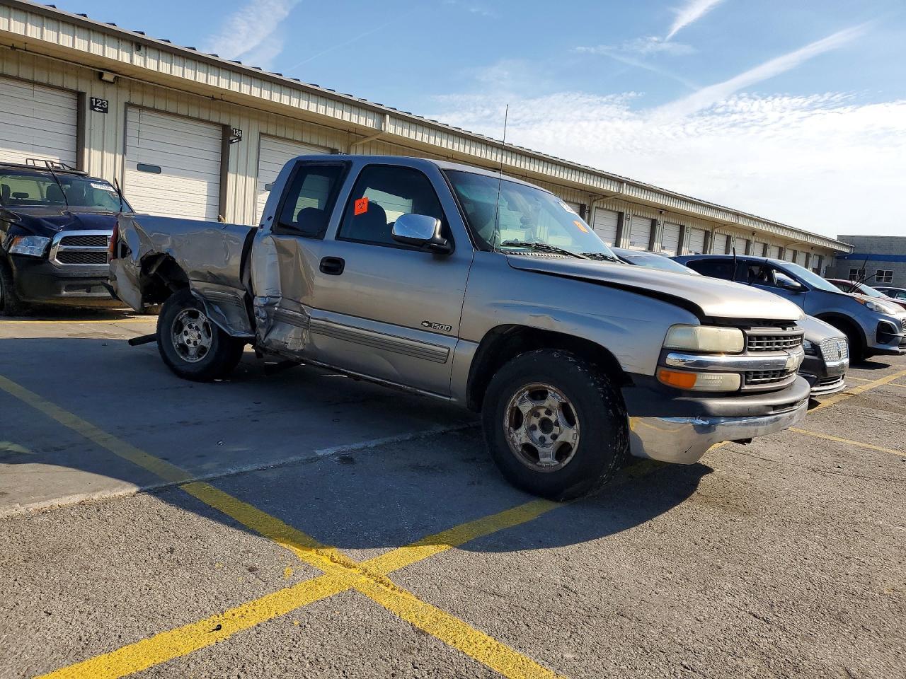 2000 Chevrolet Silverado C1500 - Фото 4