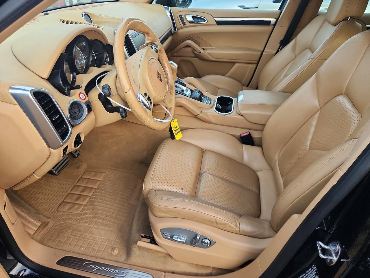 2013 Porsche Cayenne S Hybrid - Image 7