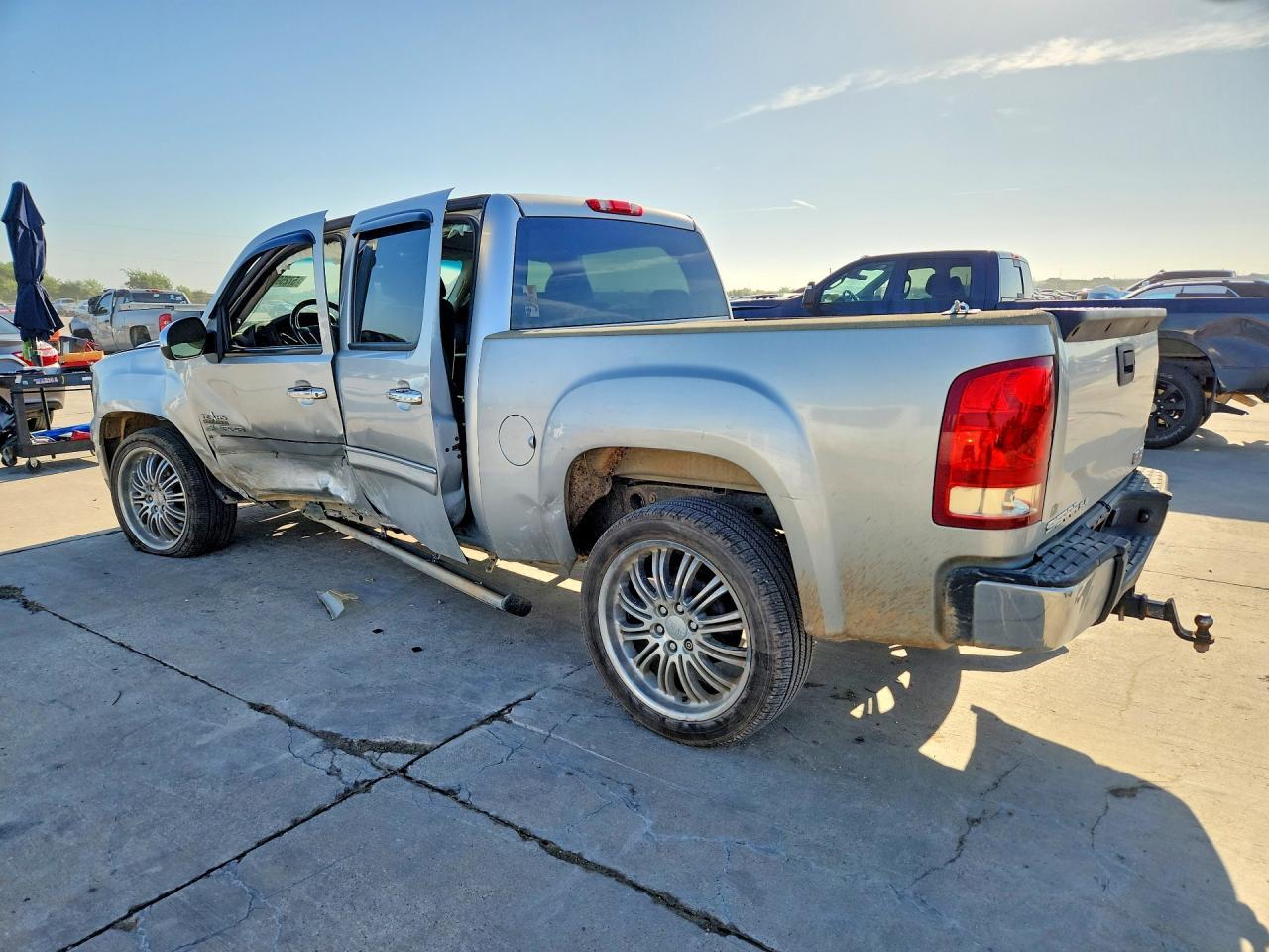 2011 GMC Sierra C1500 Sle - Фото 2