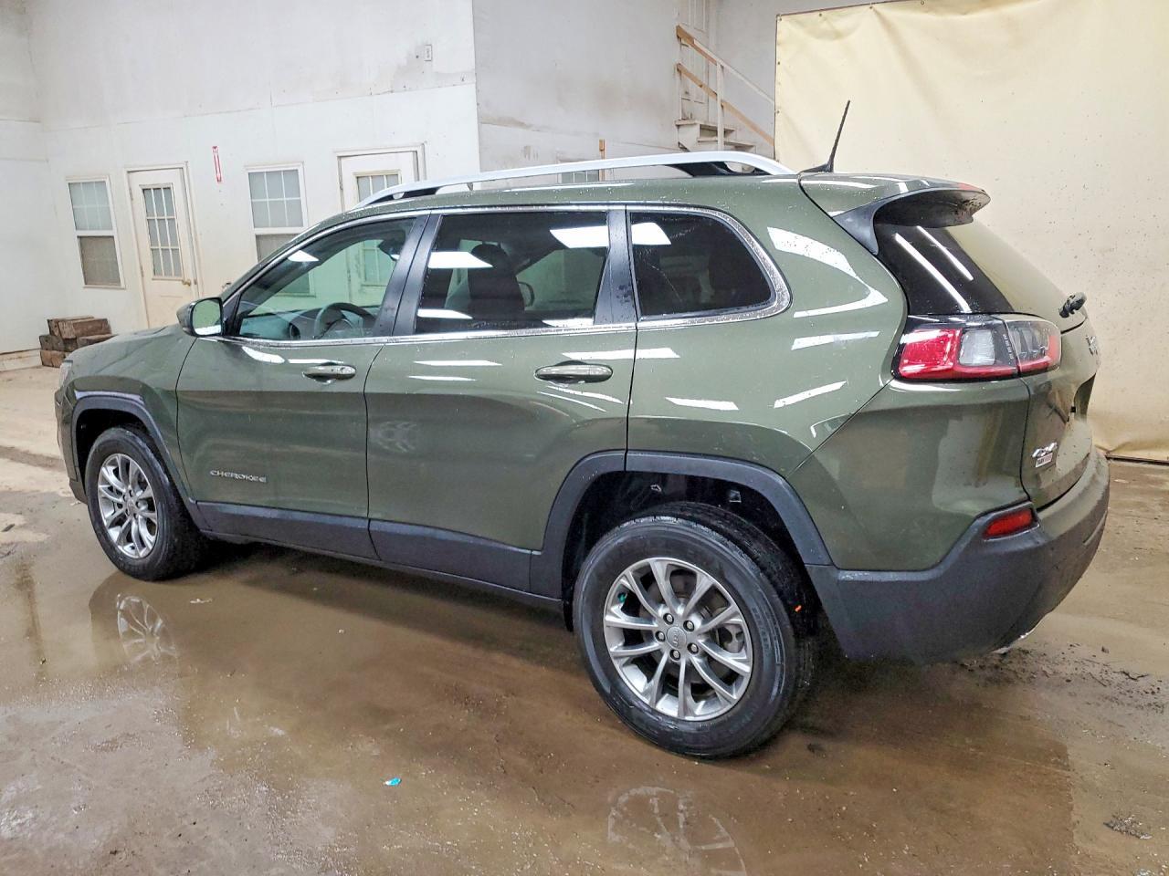 2021 Jeep Cherokee Latitude Lux - Фото 2