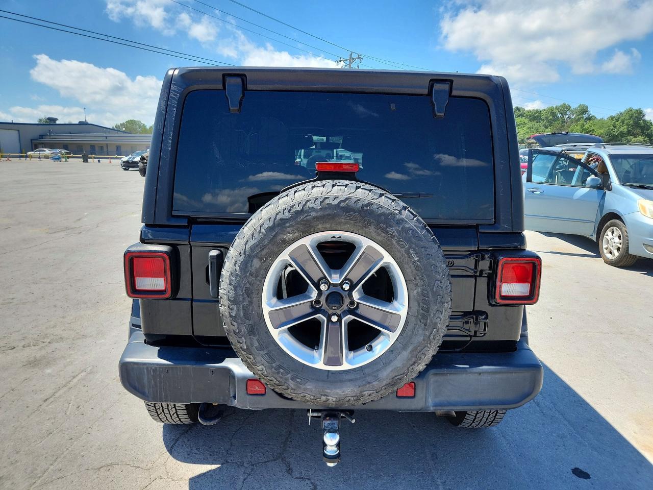 2021 Jeep Wrangler Unlimited Sahara - Image 6