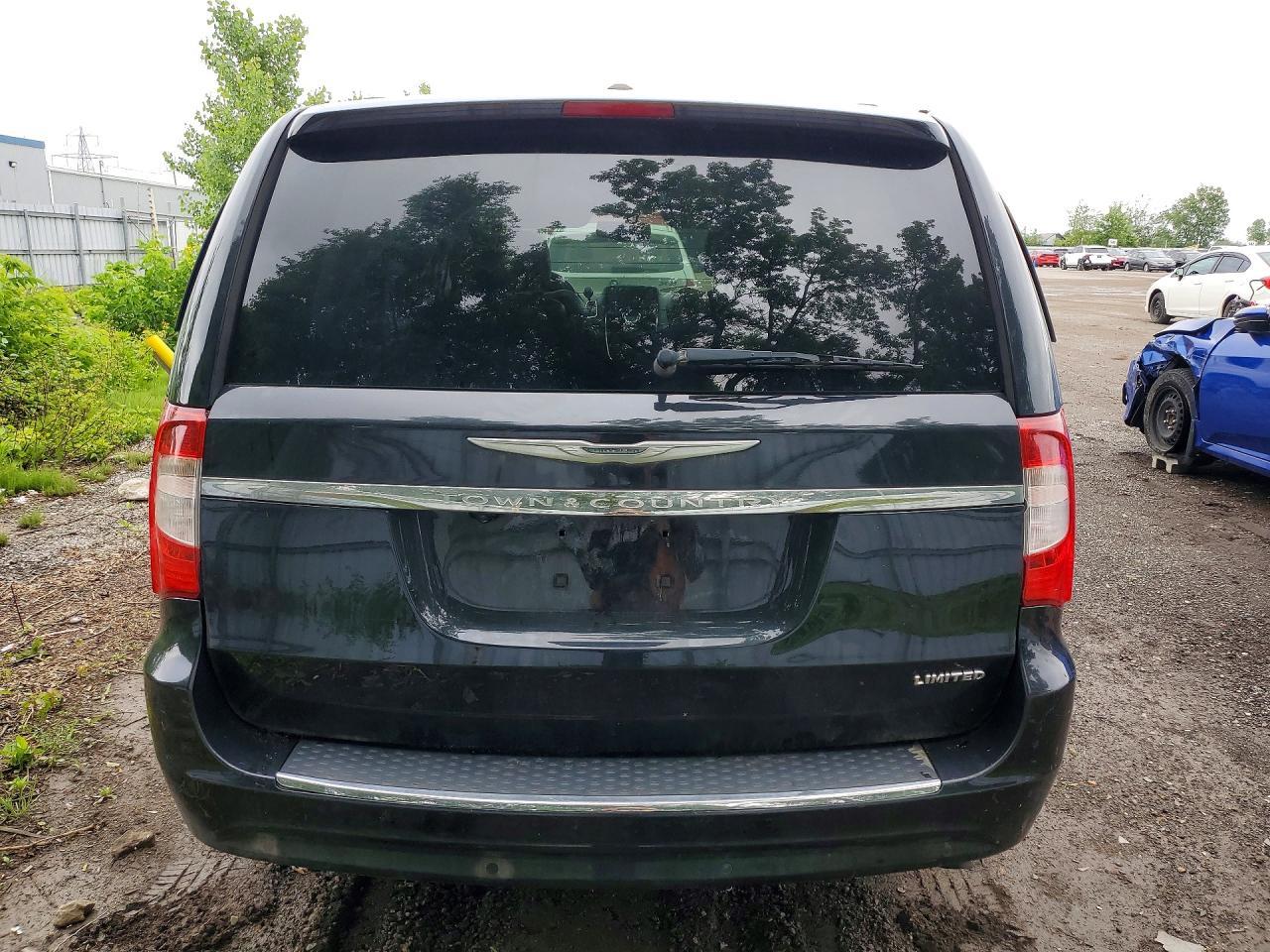2013 Chrysler Town & Country Limited - Фото 6
