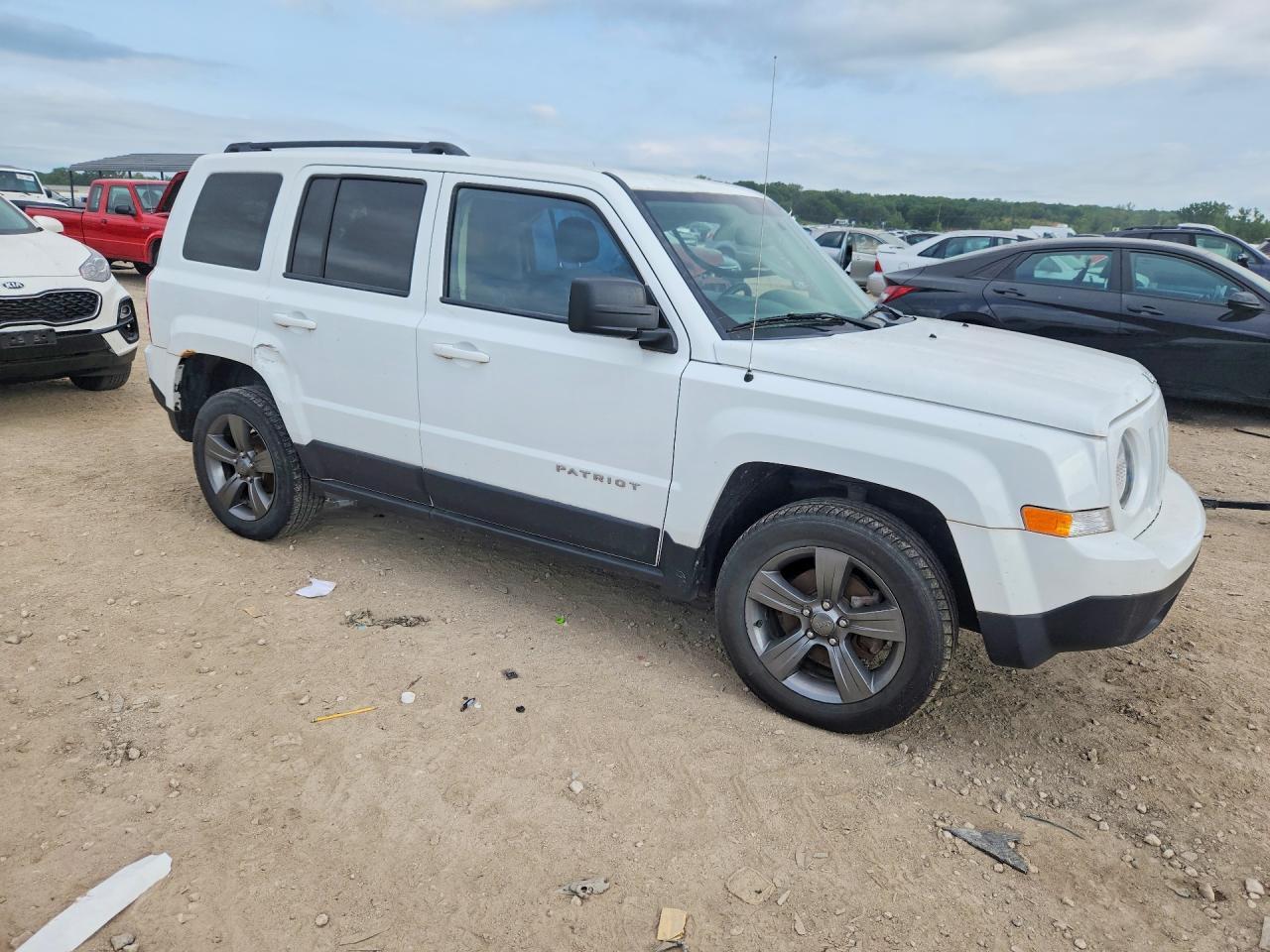 2015 Jeep Patriot Latitude - Image 4