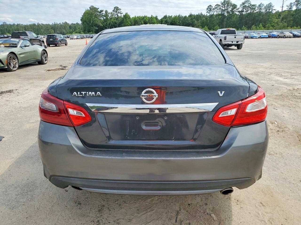 2017 Nissan Altima 2.5 S - Фото 6