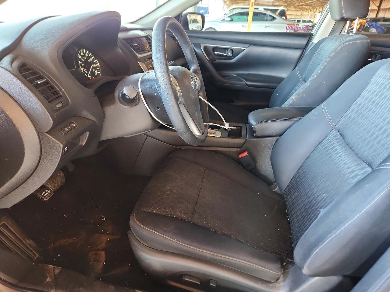 2016 Nissan Altima 2.5 S - Image 7