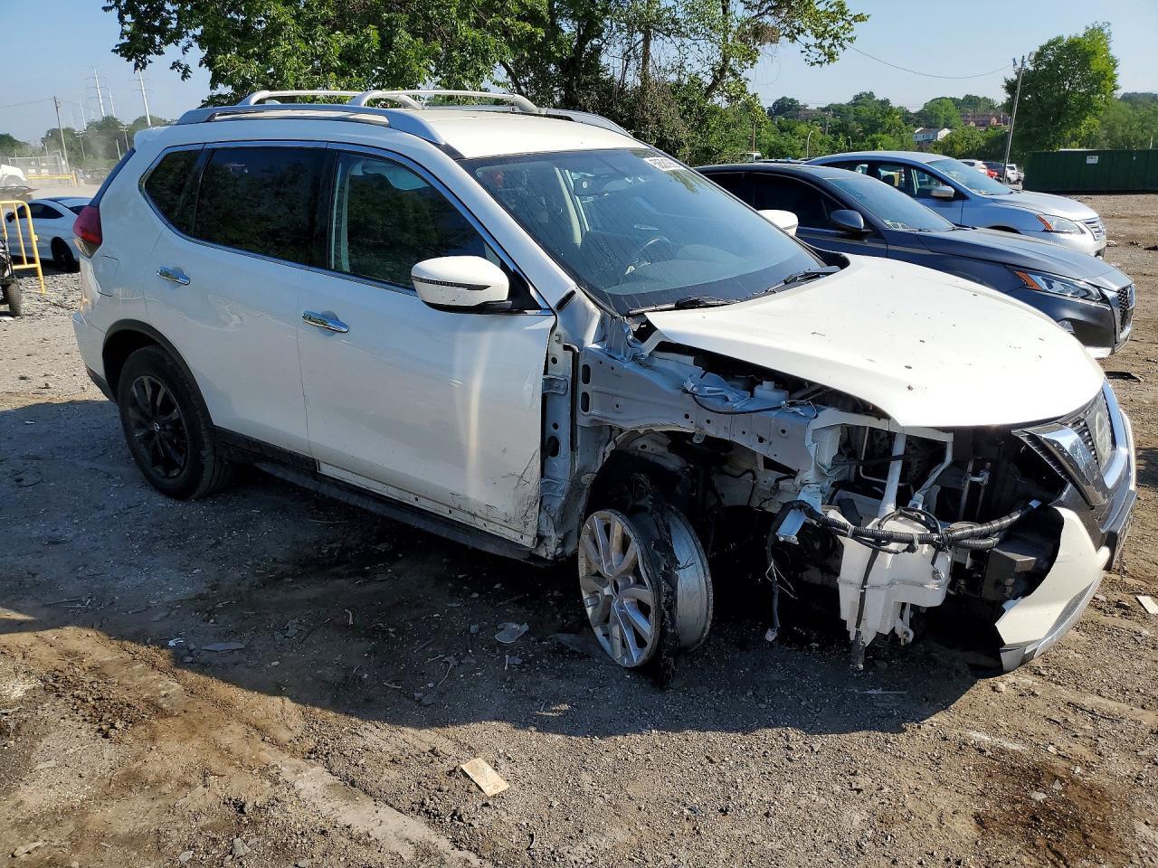 2017 Nissan Rogue Sv - Image 4