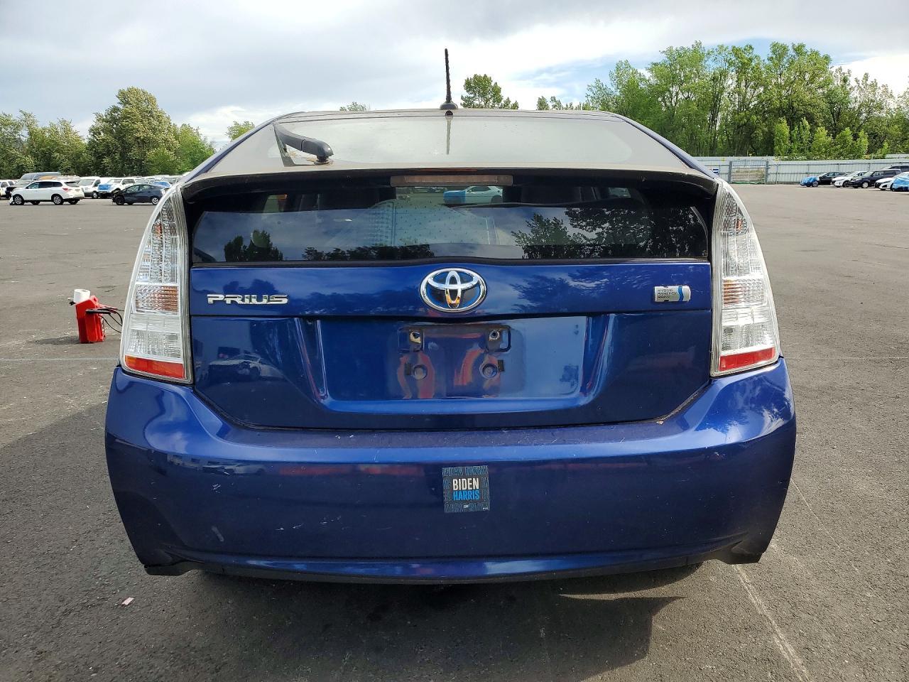 2011 Toyota Prius Four - Фото 6