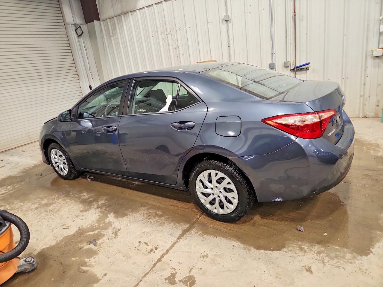 2018 Toyota Corolla Le - Image 2
