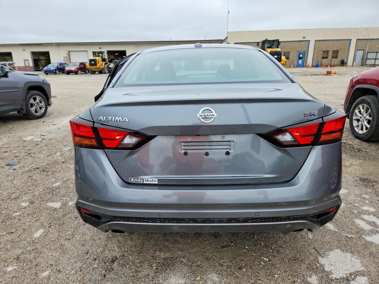 2020 Nissan Altima 2.5 Sr - Image 6