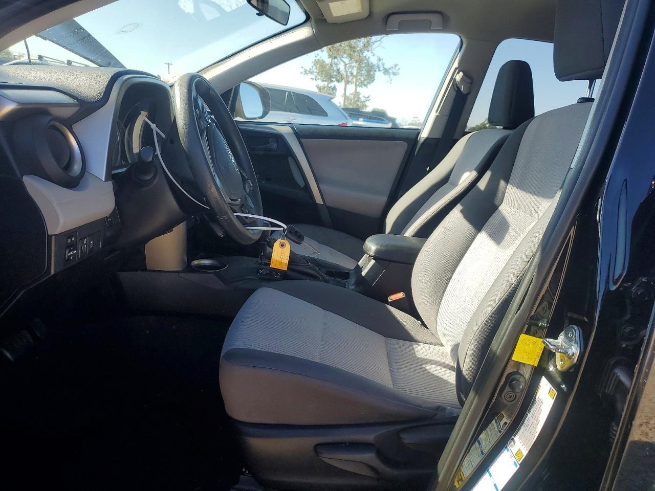 2015 Toyota Rav4 Le - Фото 7