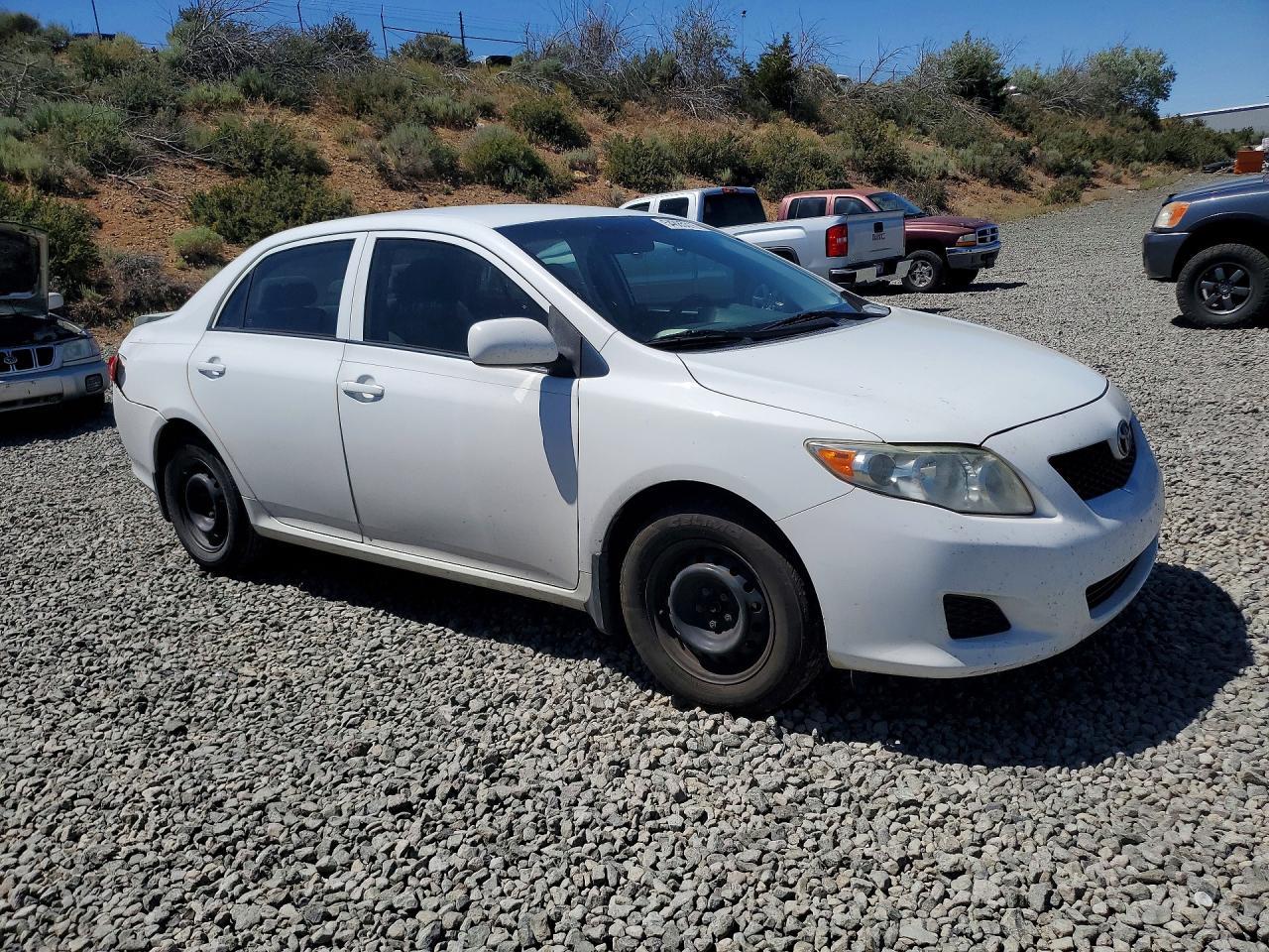2010 Toyota Corolla Le - Фото 4