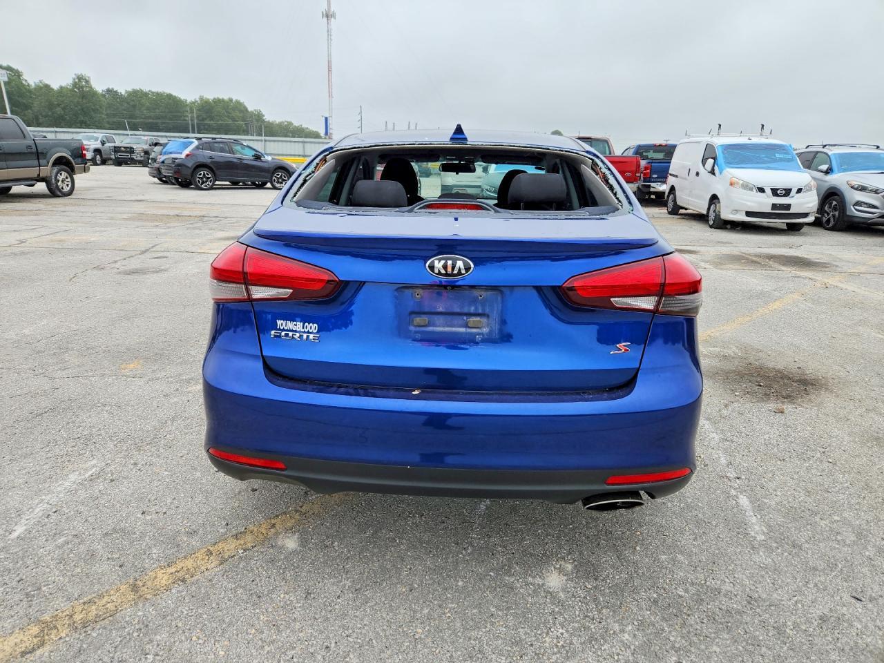 2018 Kia Forte S - Фото 6