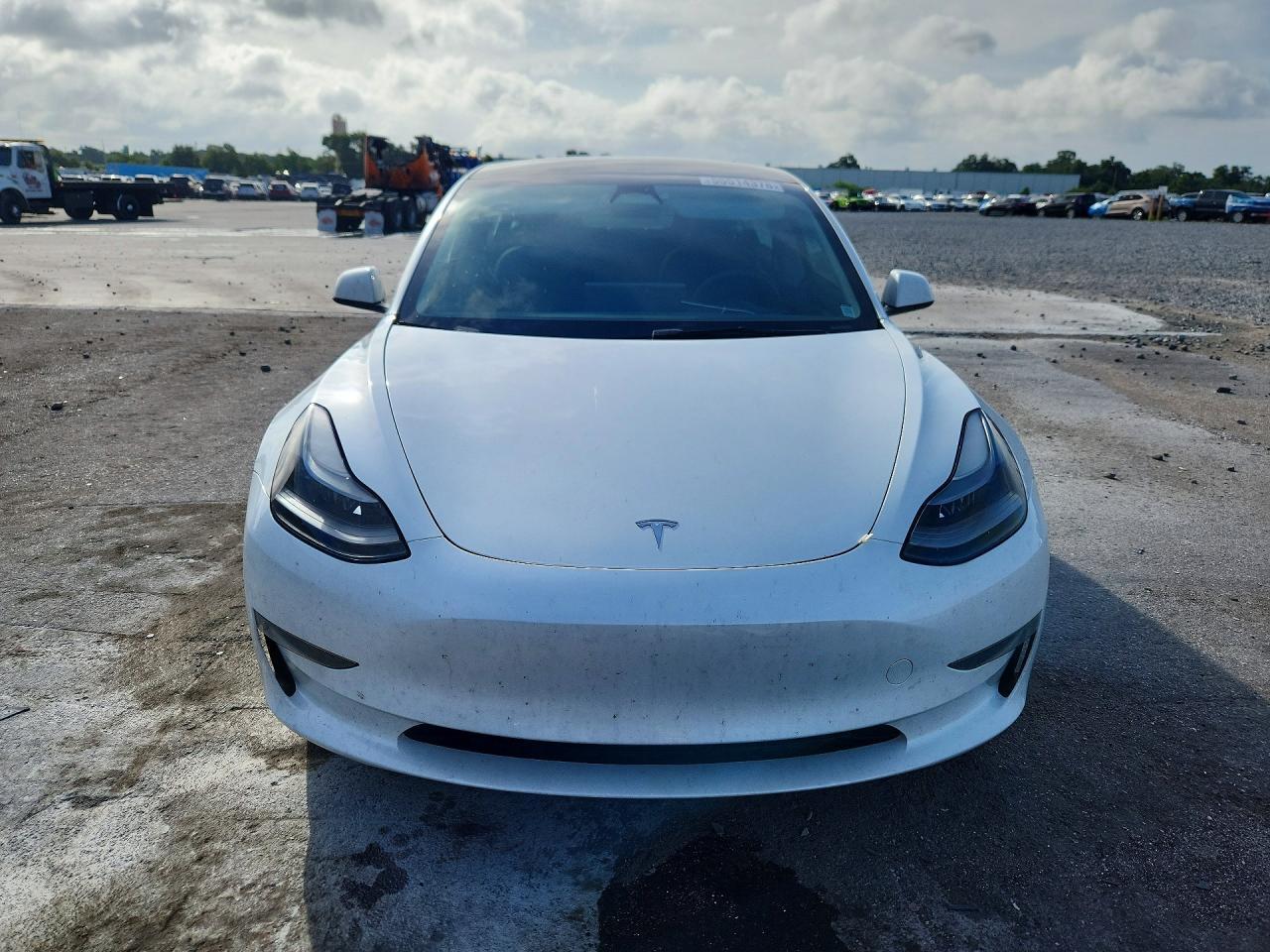 2023 Tesla Model 3 - Image 5
