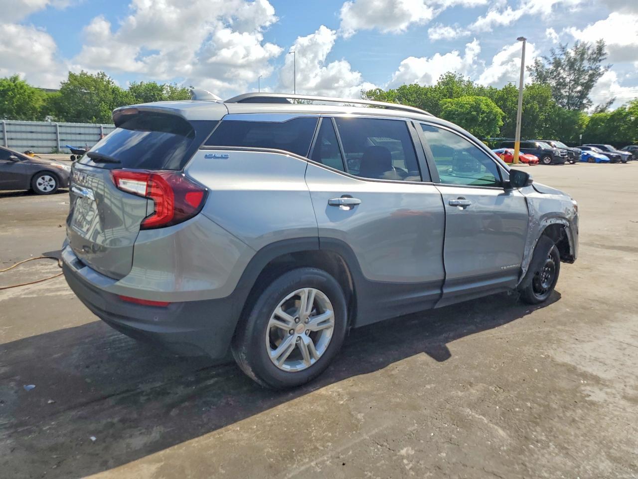 2023 GMC Terrain Sle - Фото 3