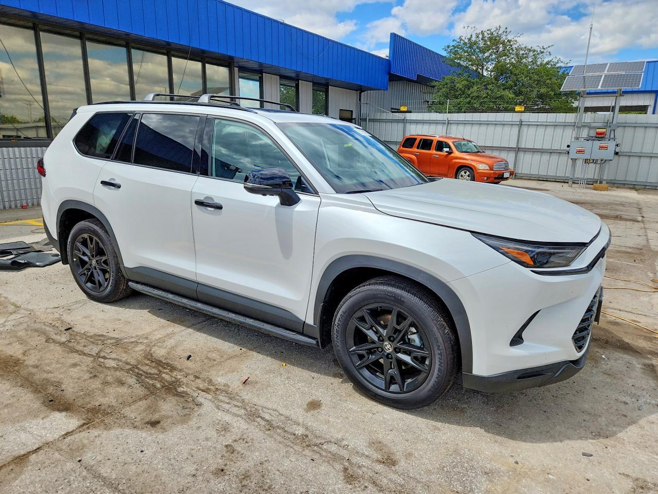 2026 Toyota Grand Highlander Hybrid Nightshade - Image 4