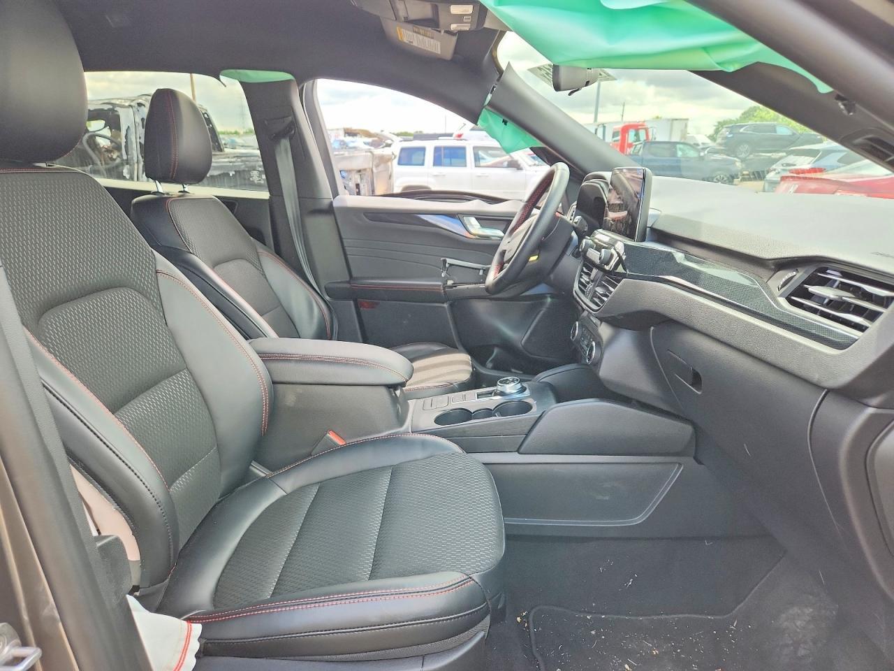 2025 Ford Escape St Line - Фото 7