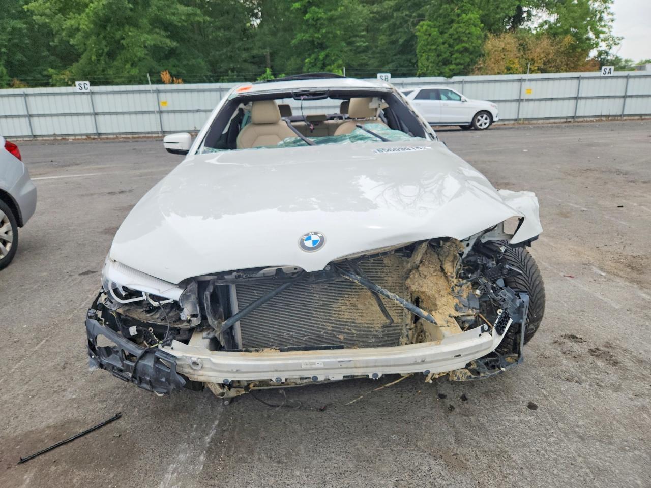 2019 BMW 530 Xi - Image 5