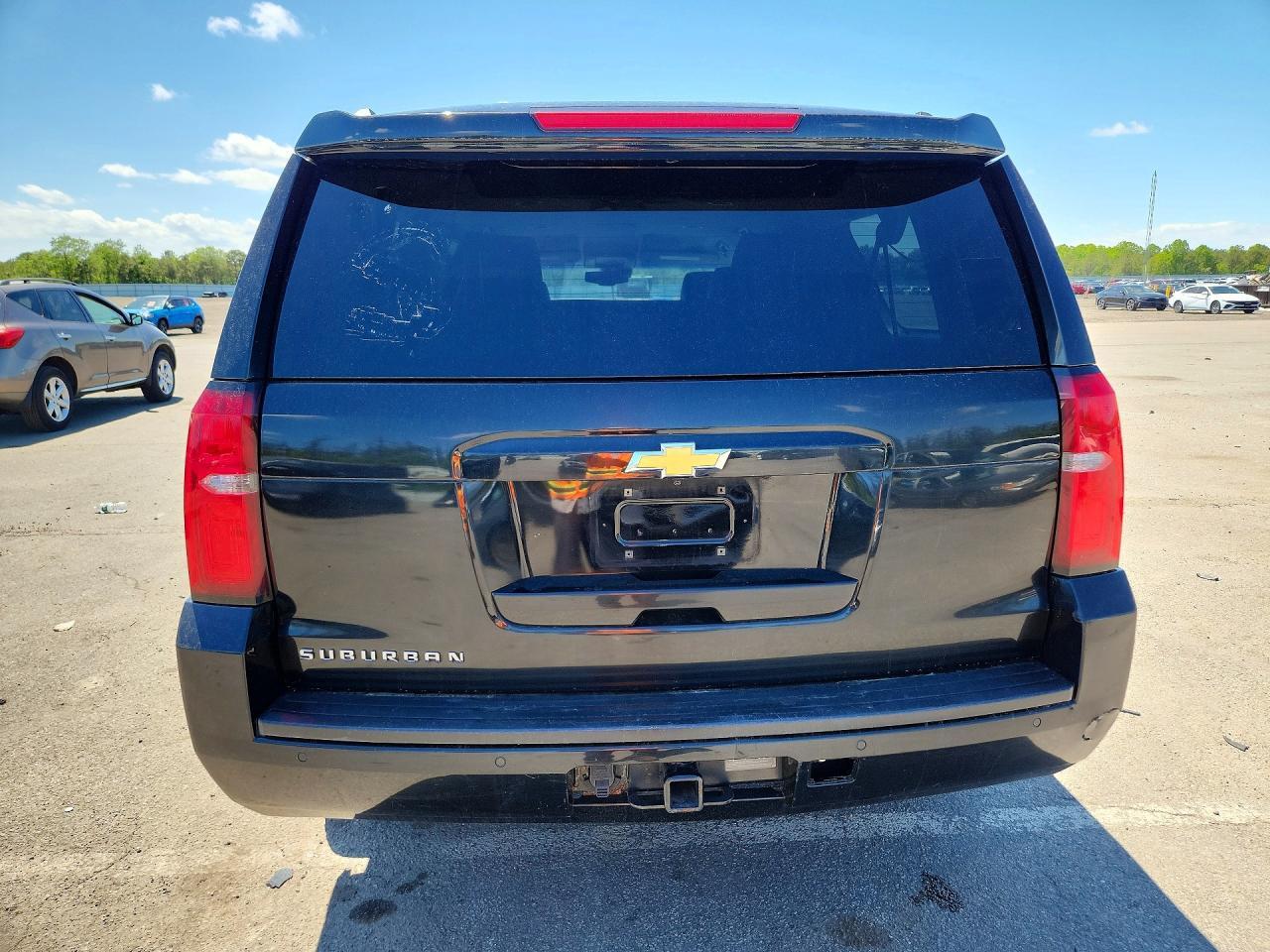 2019 Chevrolet Suburban K1500 Lt - Image 6