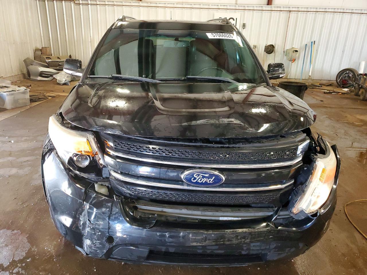 2013 Ford Explorer Limited - Image 5