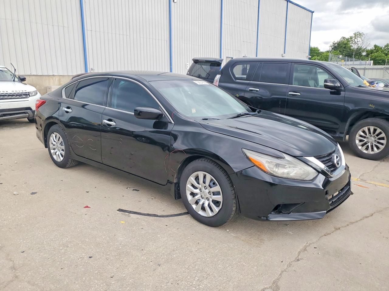 2017 Nissan Altima 2.5 S - Фото 4