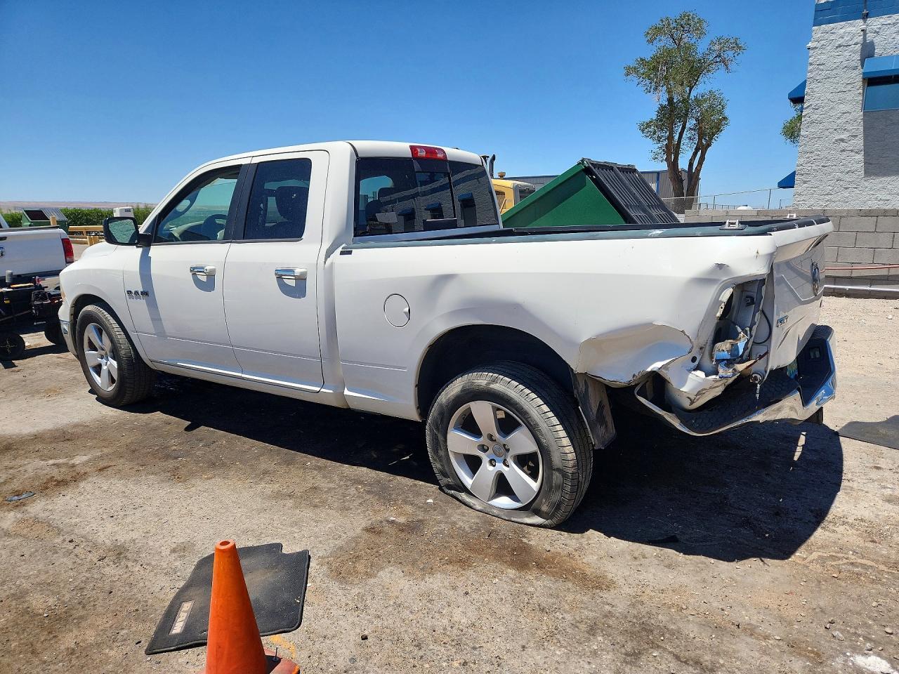 2009 Dodge Ram 1500 - Image 2