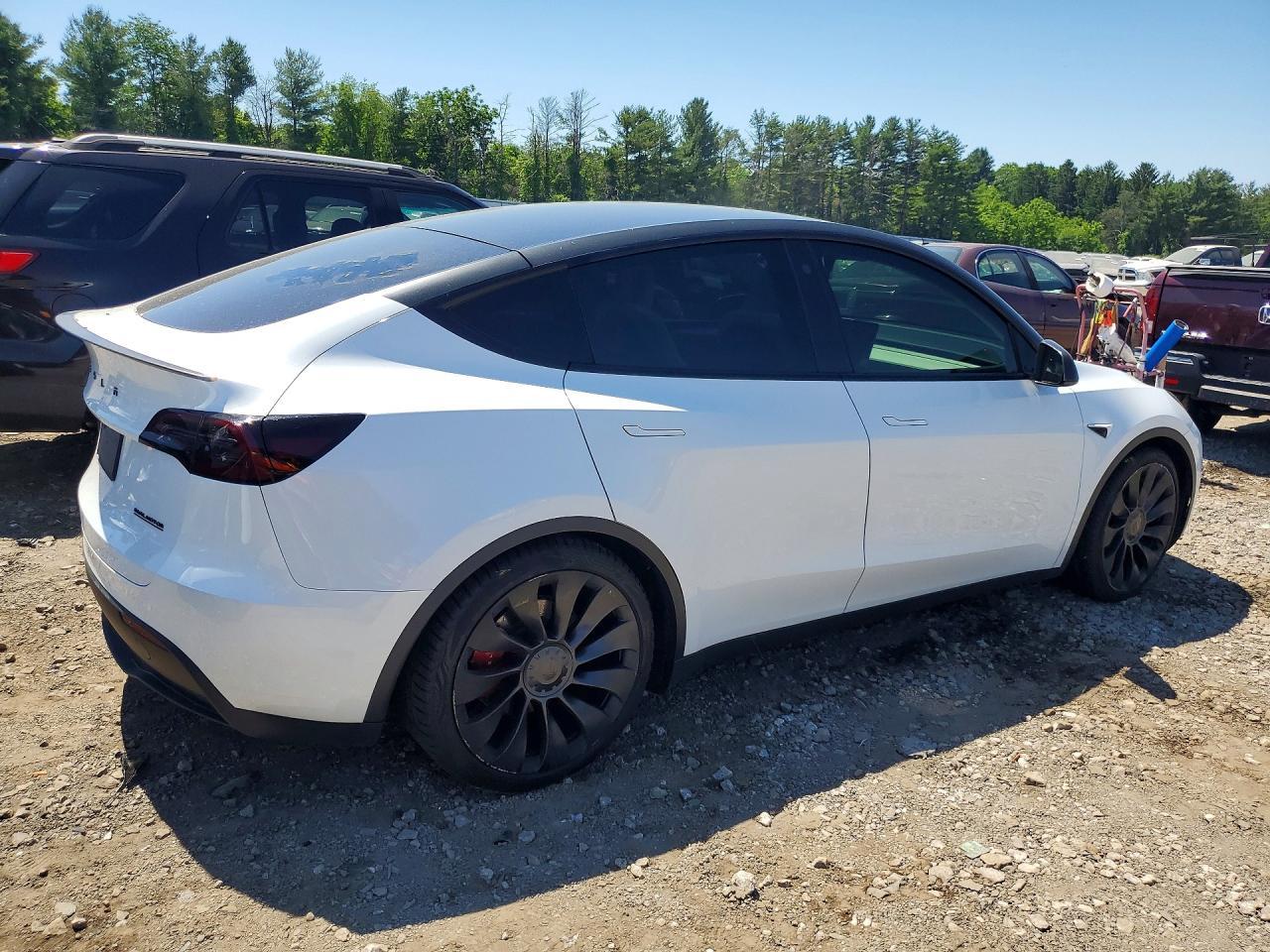 2023 Tesla Model Y - Image 3
