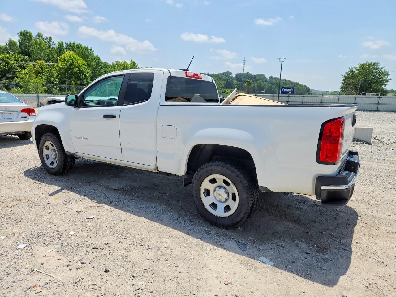2022 Chevrolet Colorado - Image 2