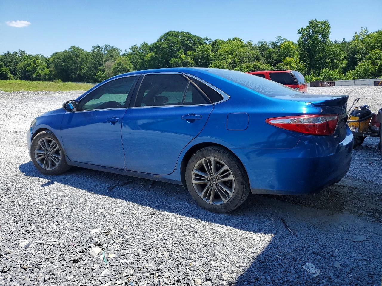2017 Toyota Camry Se - Image 2