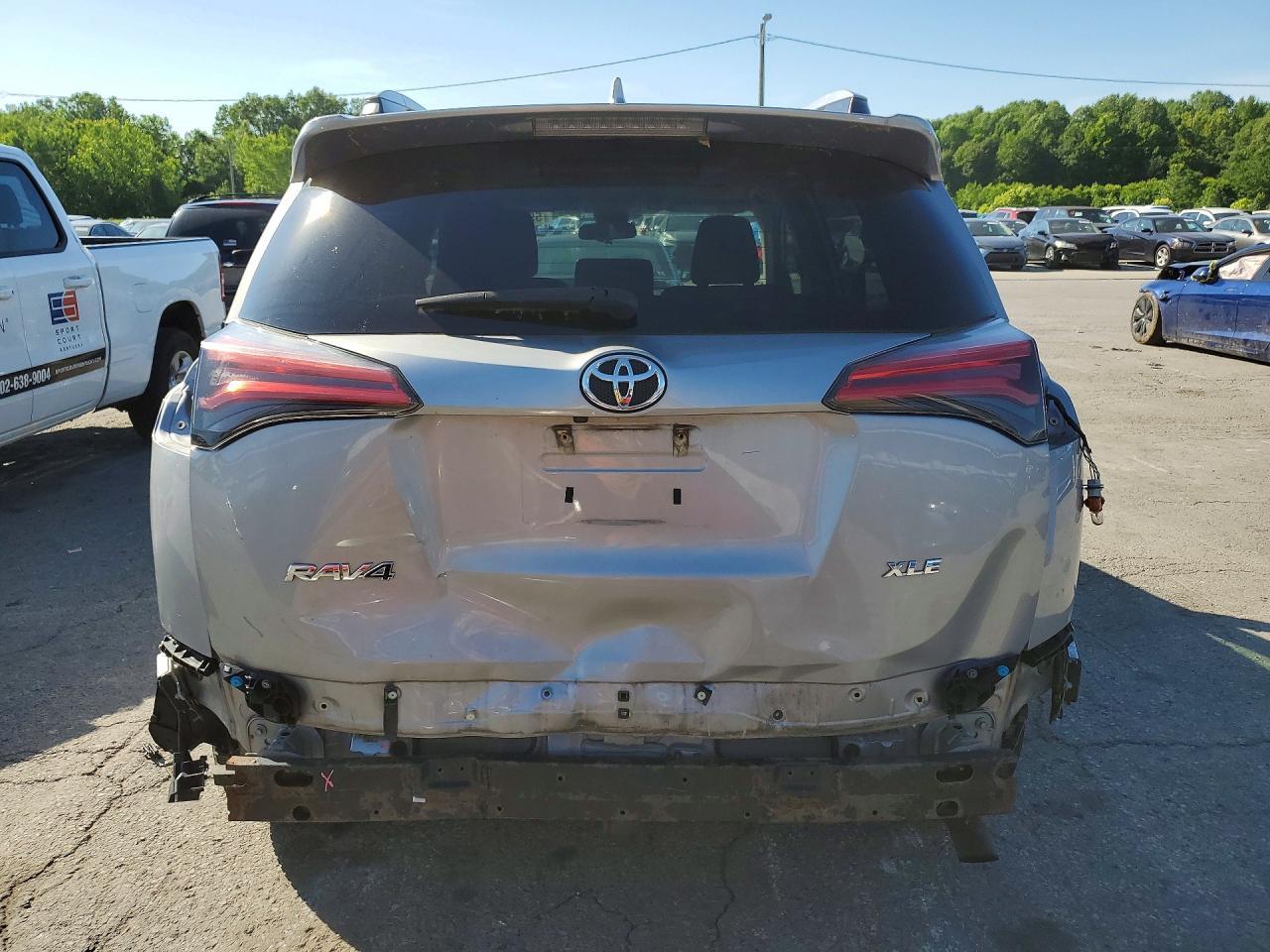 2018 Toyota Rav4 Xle - Фото 6