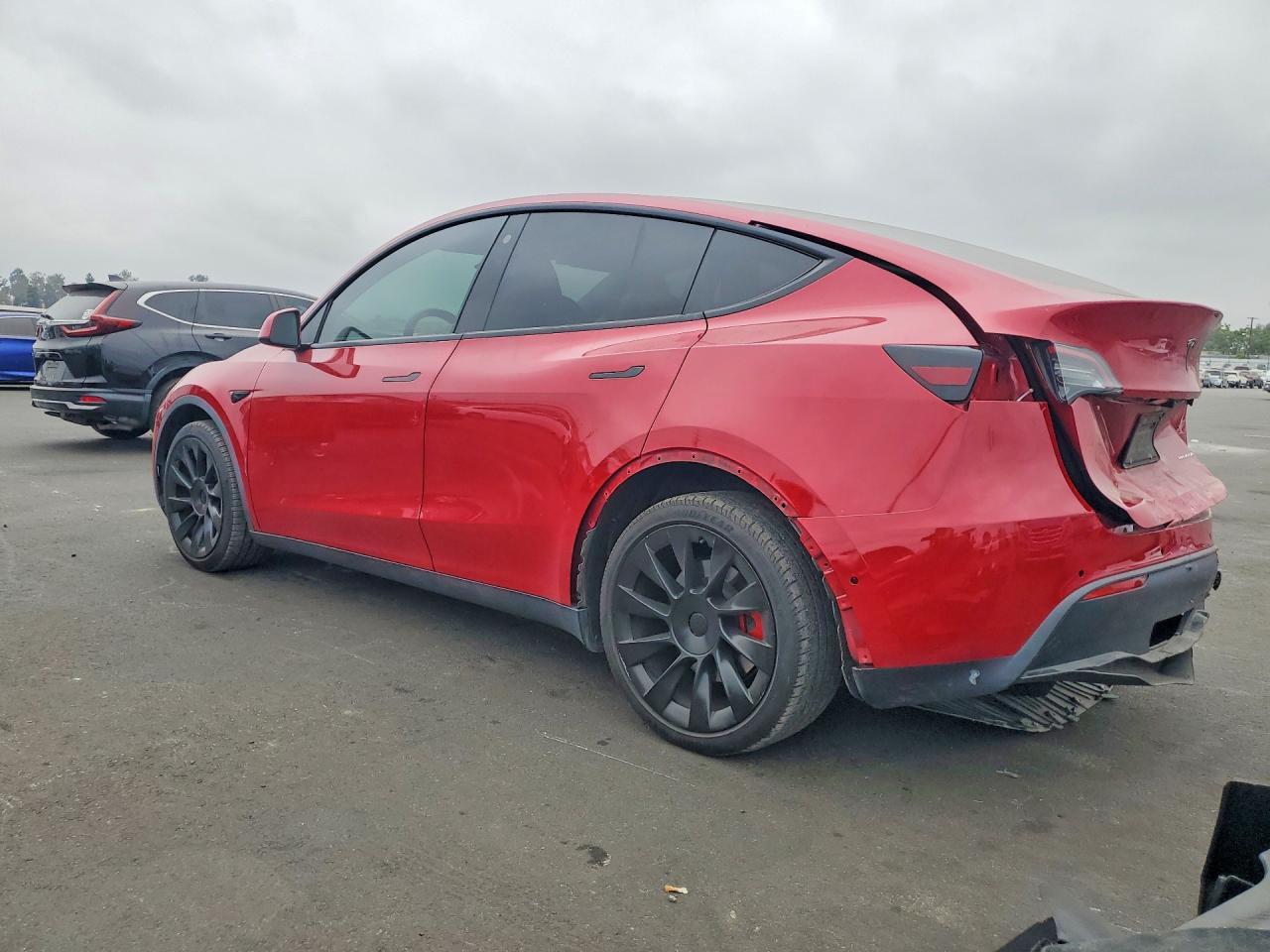 2022 Tesla Model Y - Фото 2