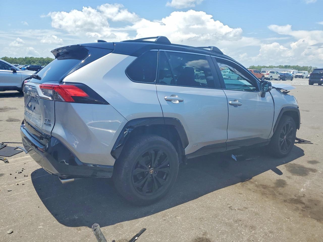 2022 Toyota Rav4 Xse - Фото 3