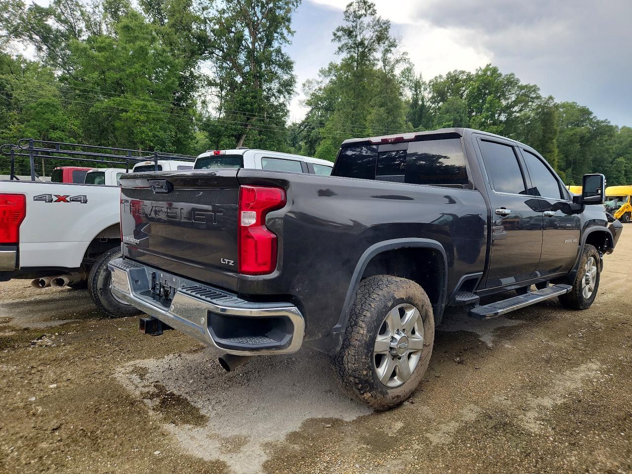 2020 Chevrolet Silverado K2500 Heavy Duty Ltz - Image 3