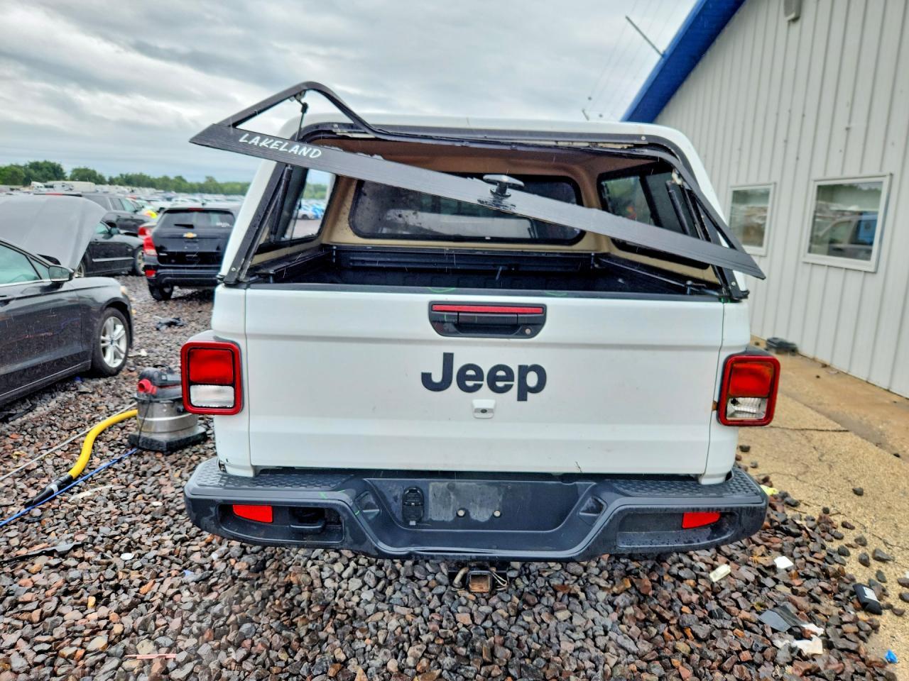 2020 Jeep Gladiator Sport - Image 6