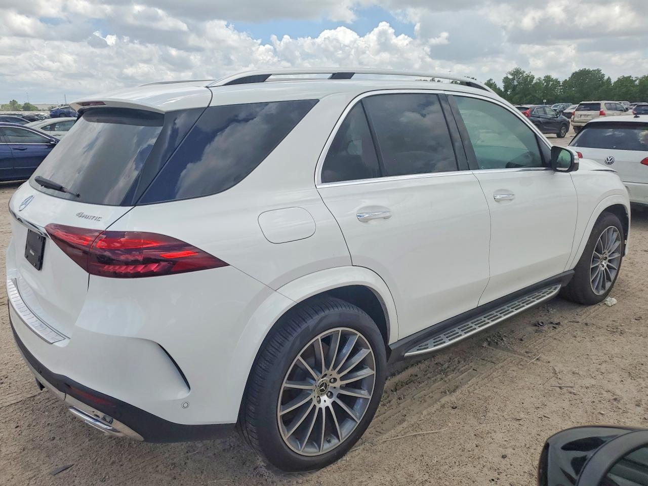 2025 Mercedes-Benz Gle 450 4Matic - Фото 3