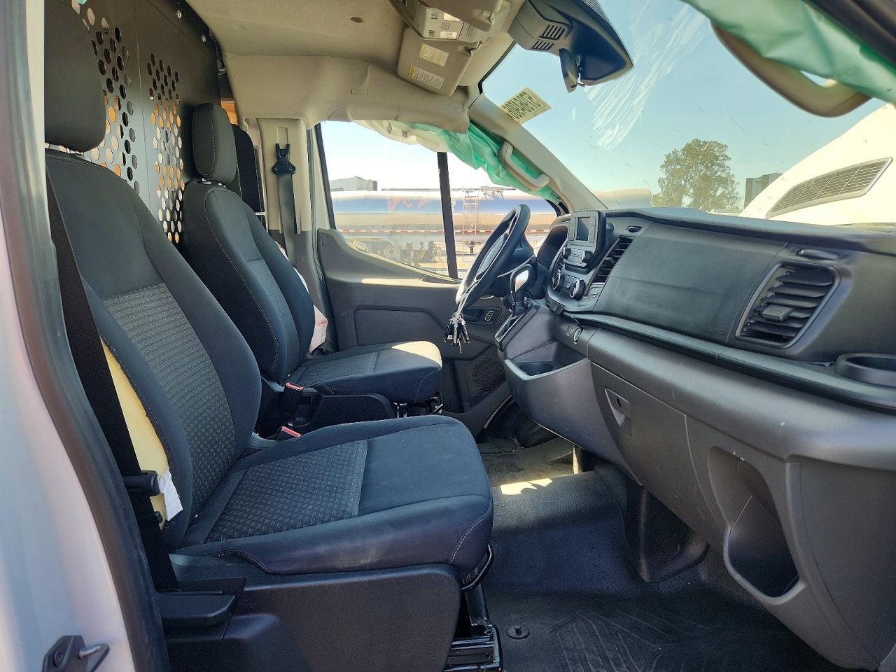 2024 Ford Transit T-250 Cargo - Image 7