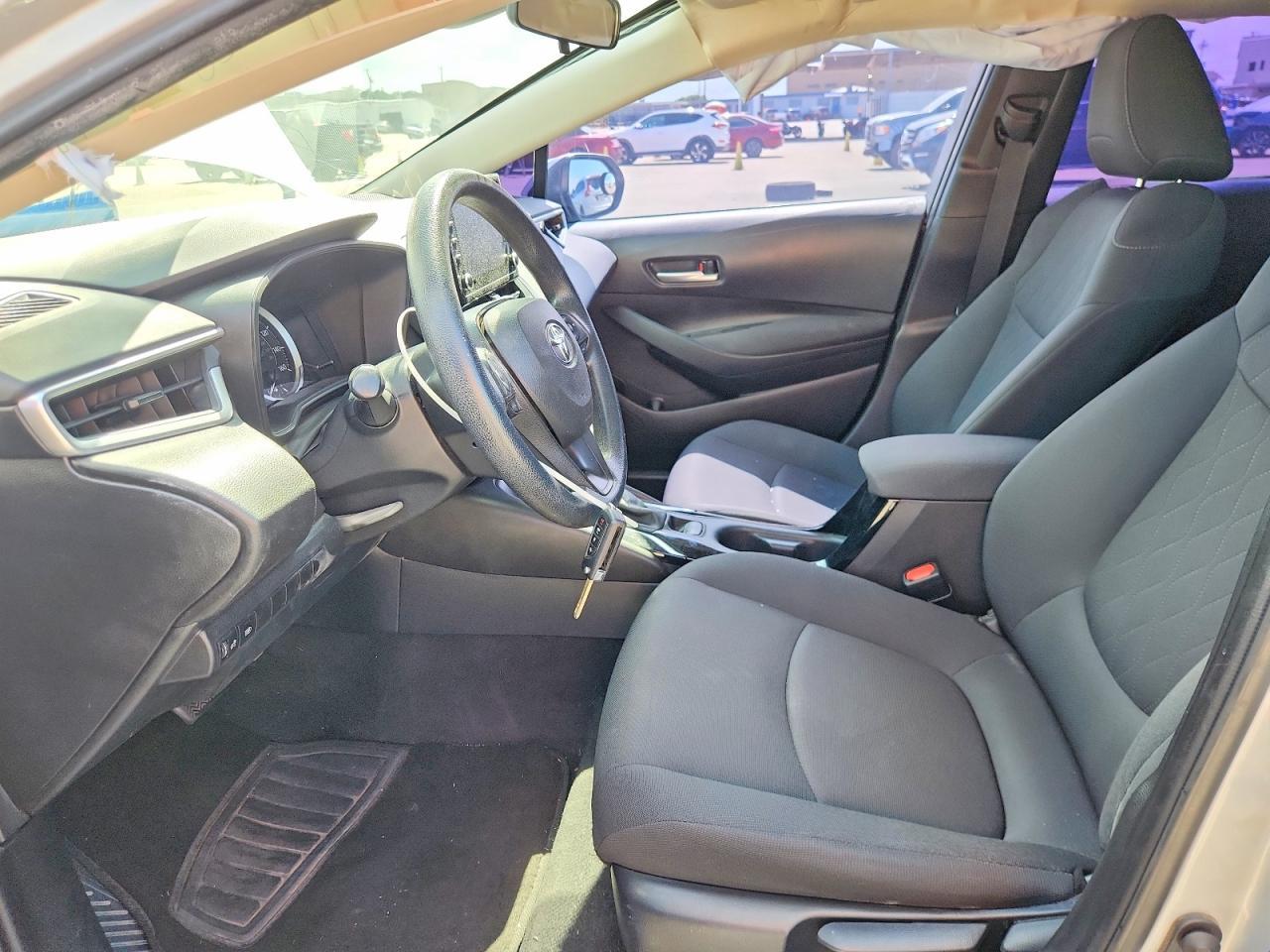 2021 Toyota Corolla Le - Фото 7