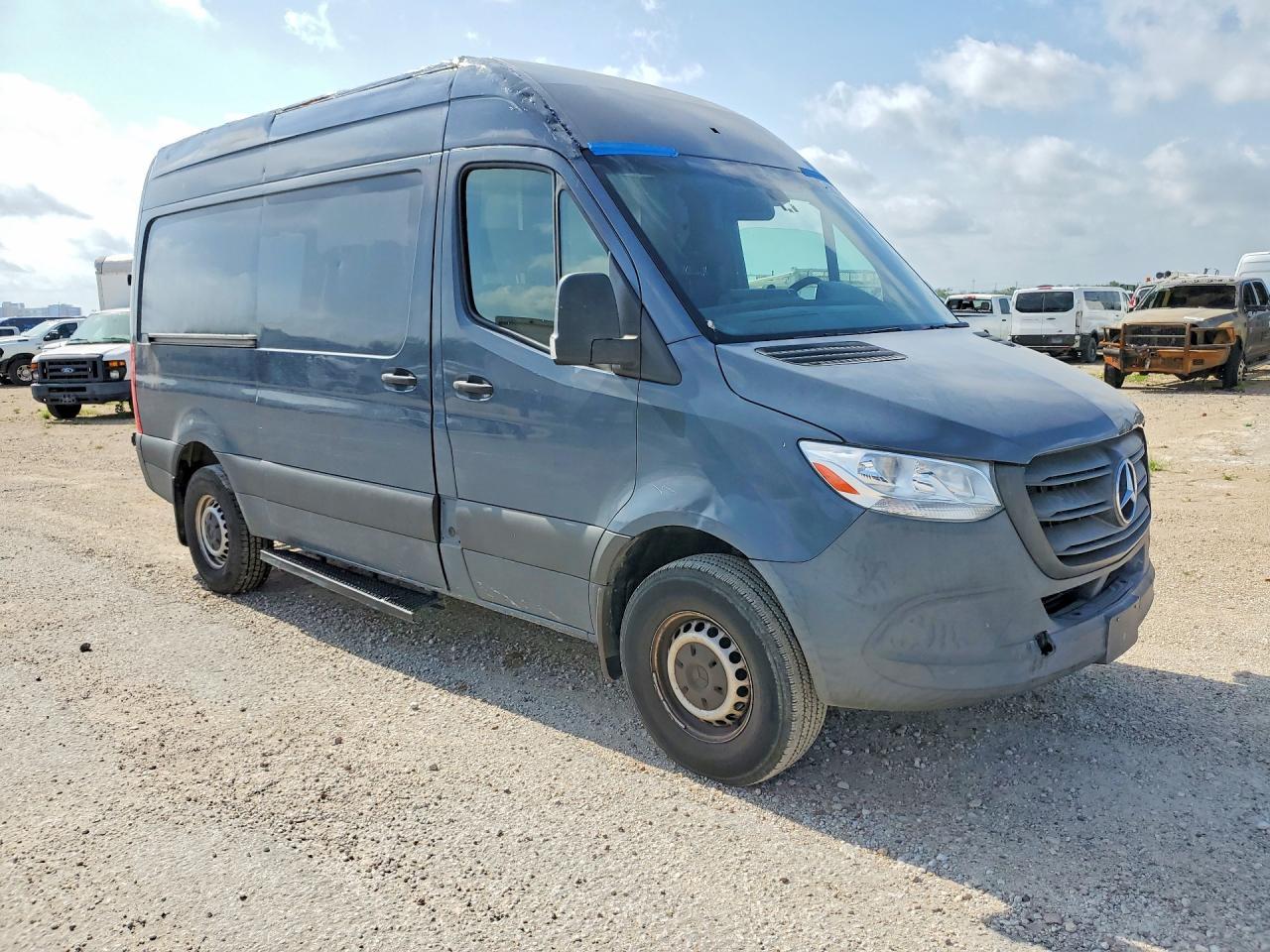 2019 Mercedes-Benz Sprinter 2500/3500 - Фото 4