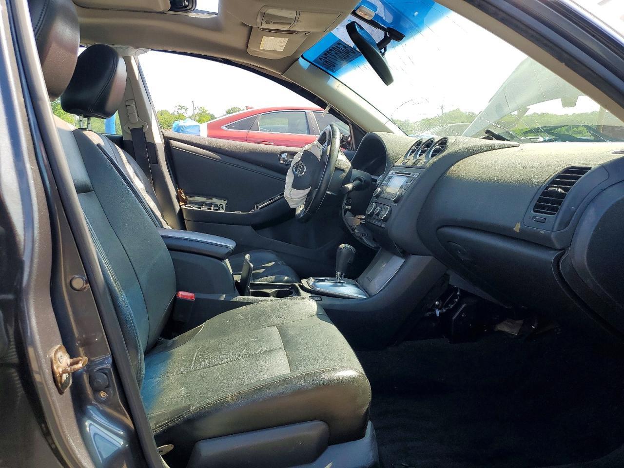 2010 Nissan Altima 2.5 - Фото 7